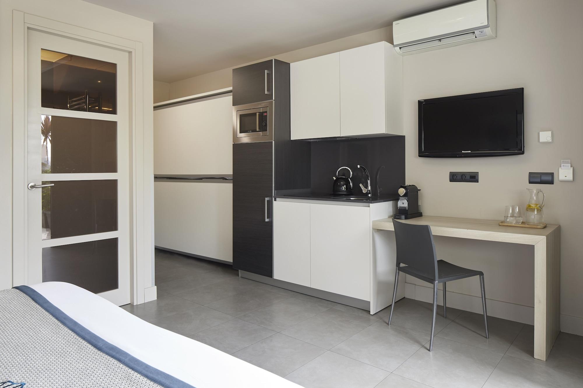 Feelfree Basoa Aparthotel 2*